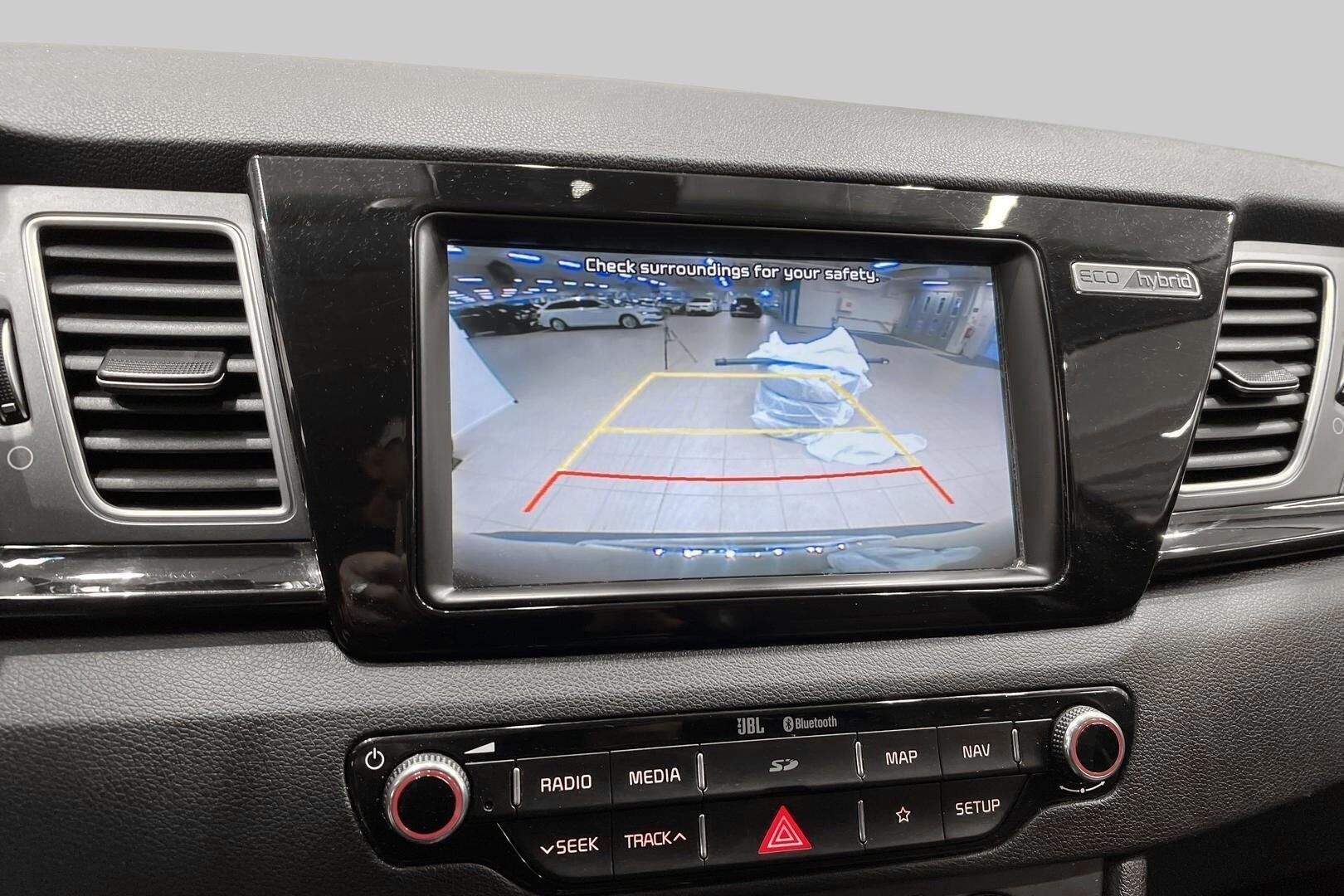 Kia Niro iso kuva 16