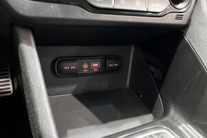Kia Niro esikatselu 19