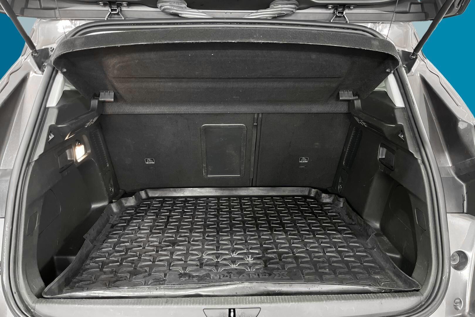Opel Grandland X iso kuva 17