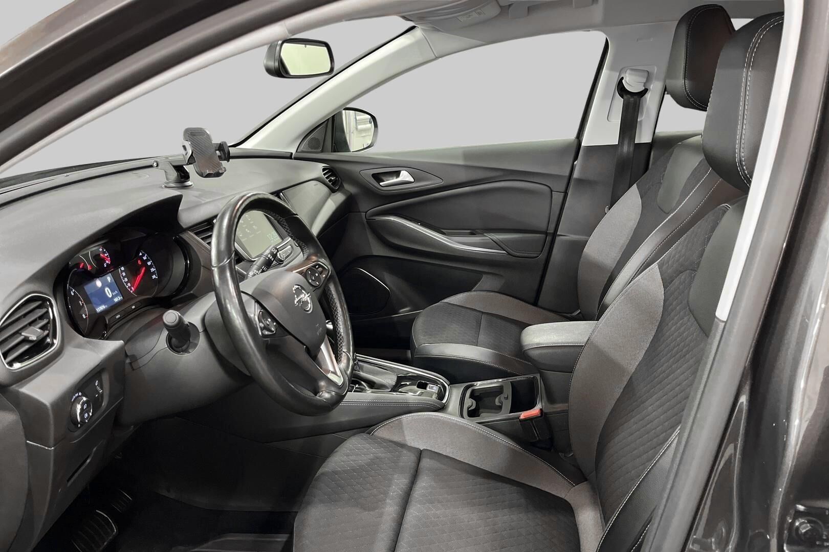 Opel Grandland X iso kuva 7