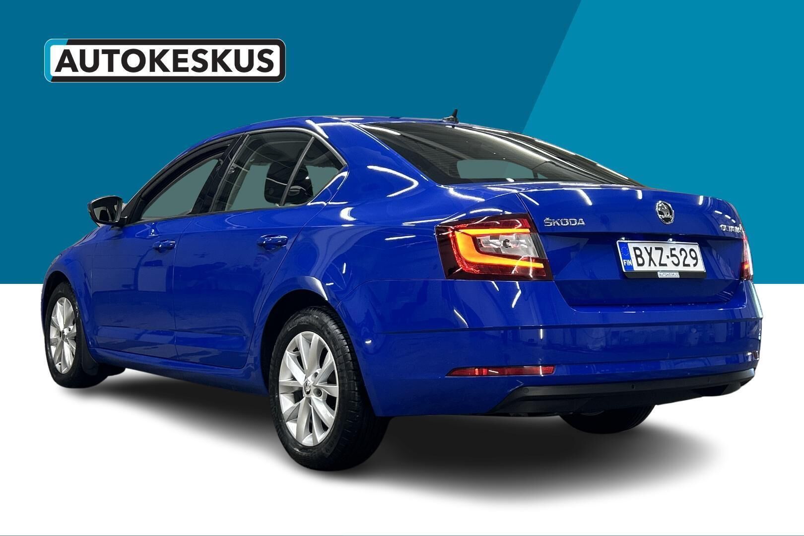 Skoda Octavia iso kuva 7