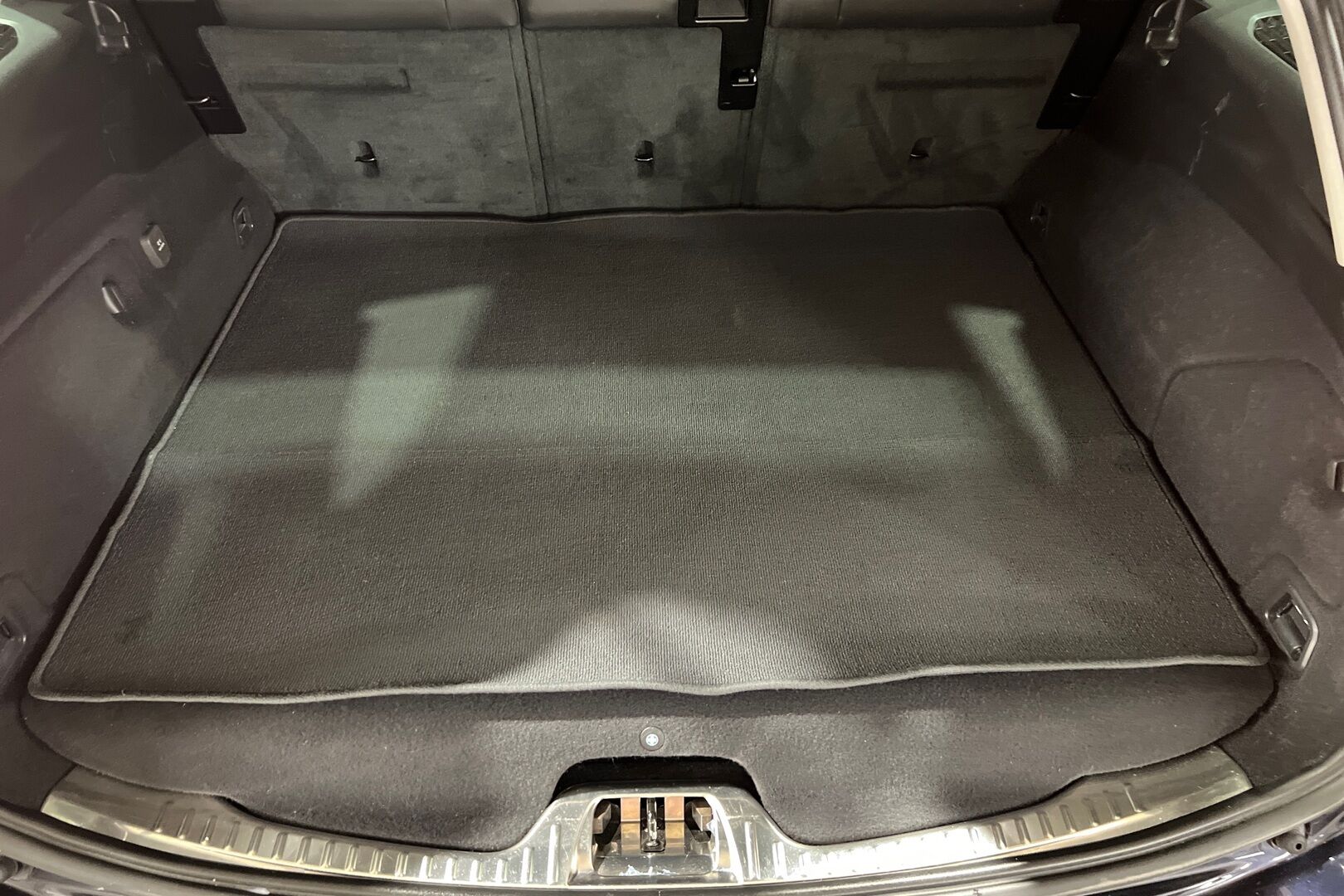 Volvo V60 iso kuva 9