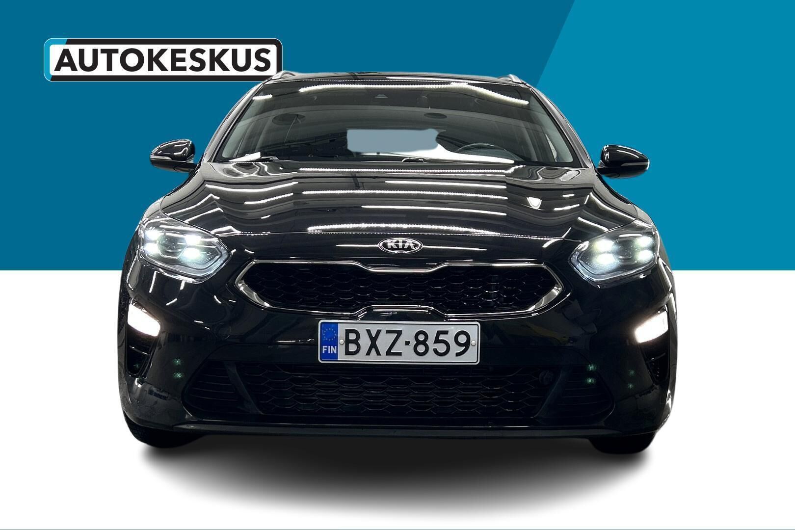 Kia Ceed iso kuva 2