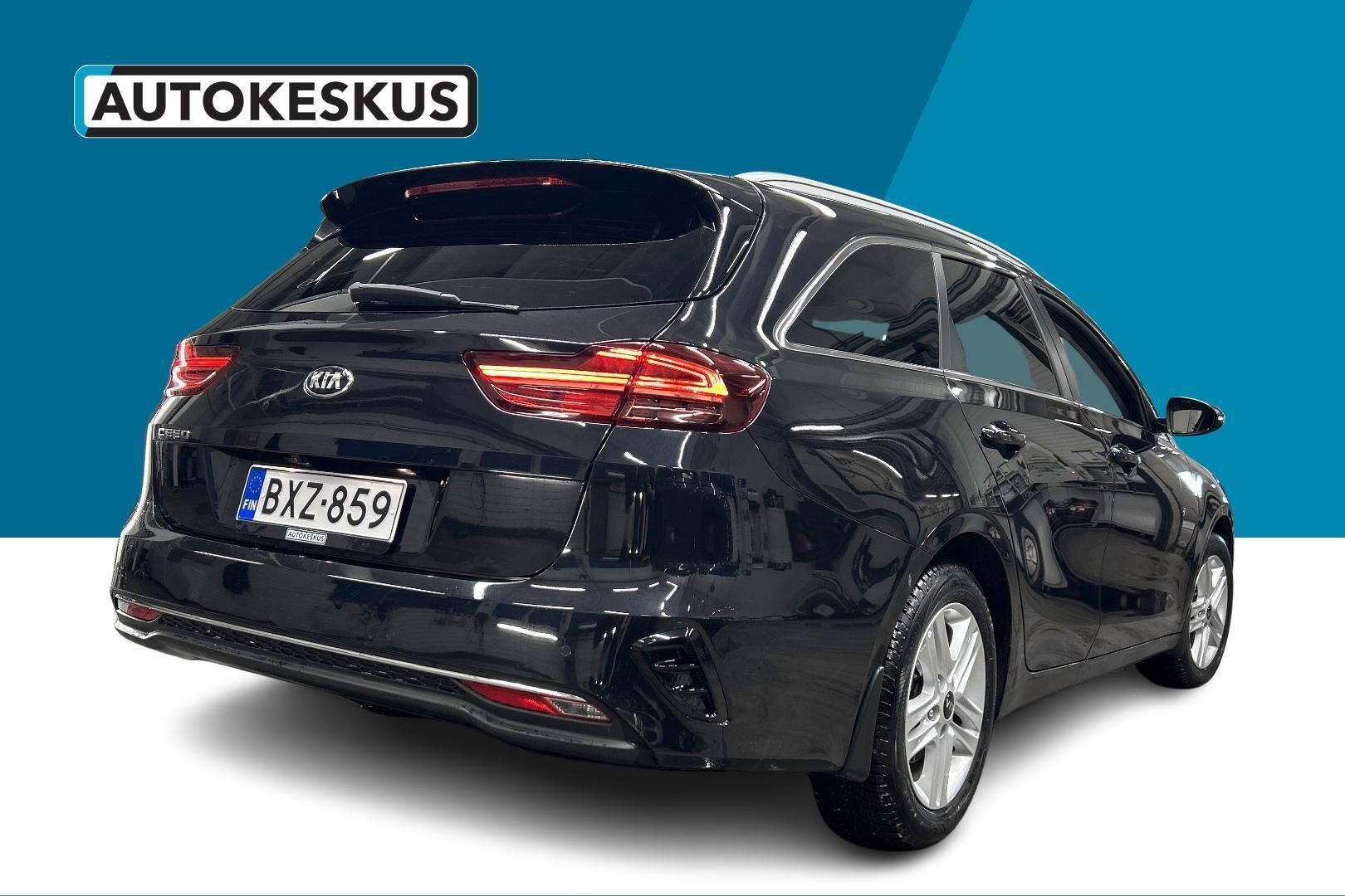 Kia Ceed iso kuva 5