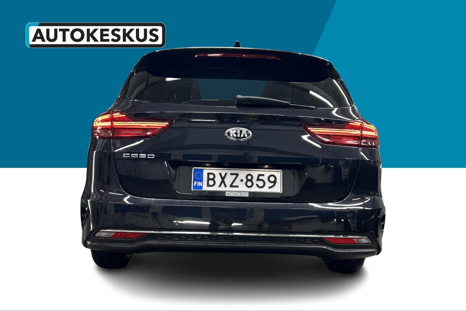 Kia Ceed iso kuva 6