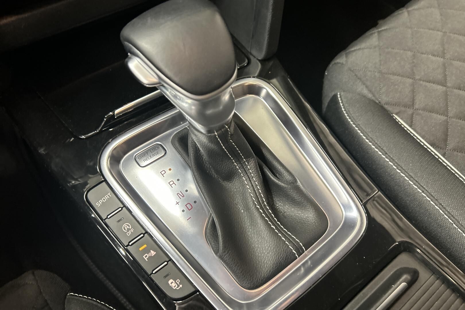 Kia ProCeed iso kuva 22