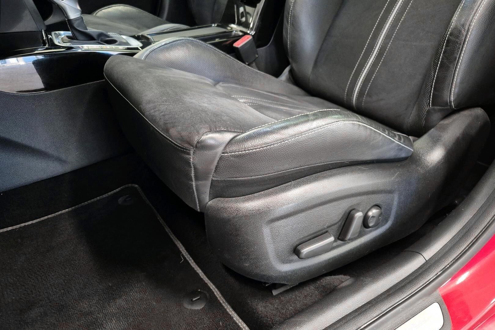 Kia ProCeed iso kuva 24