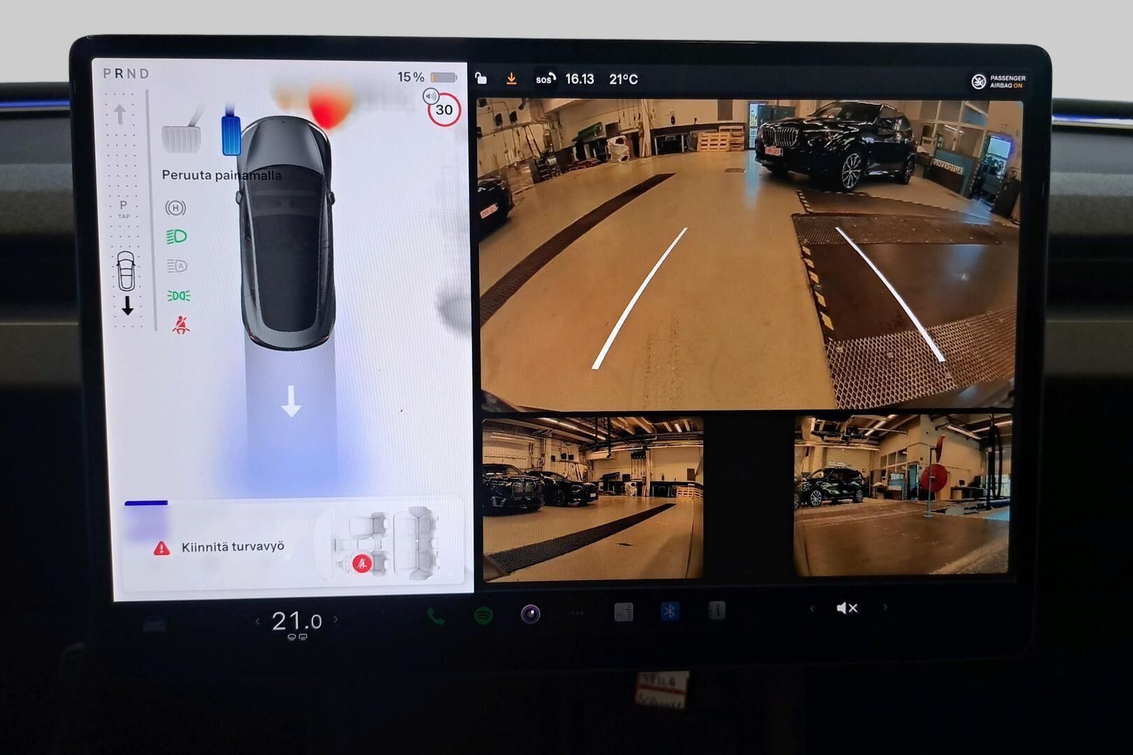TESLA MODEL 3 iso kuva 5