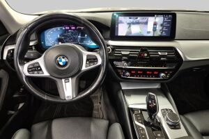 BMW 5-SARJA esikatselu 1