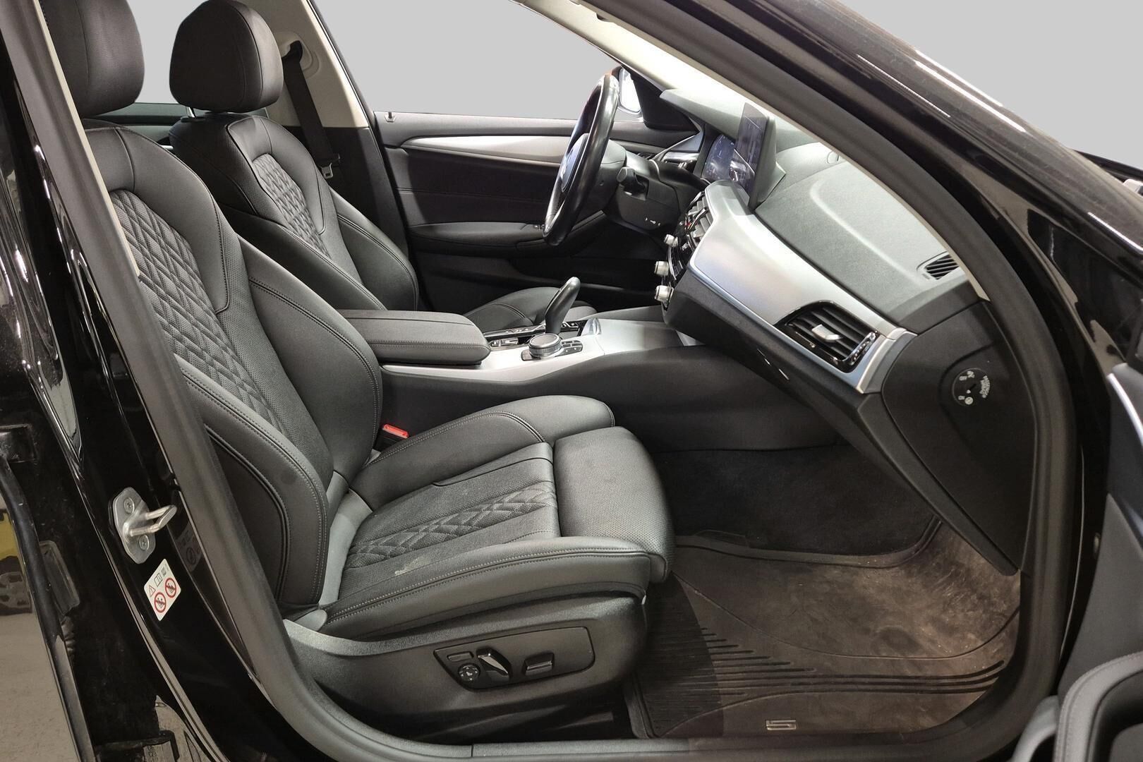 BMW 5-SARJA iso kuva 3