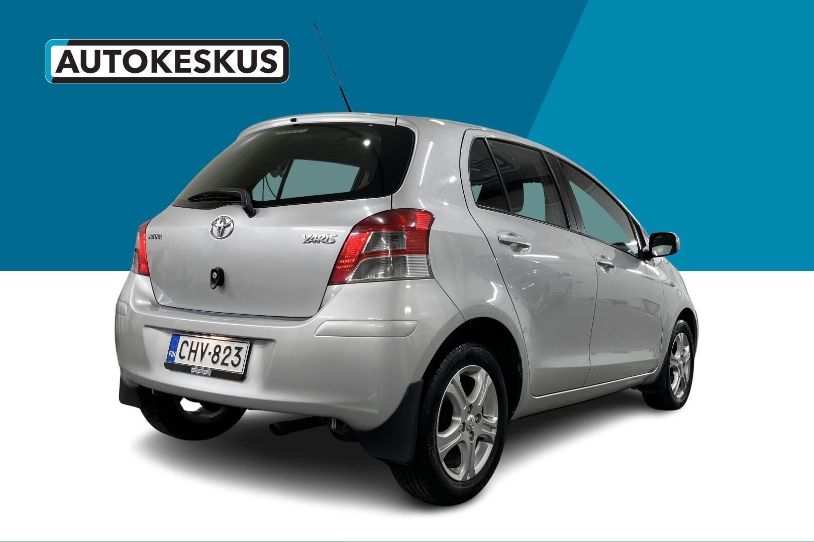 Toyota Yaris iso kuva 5