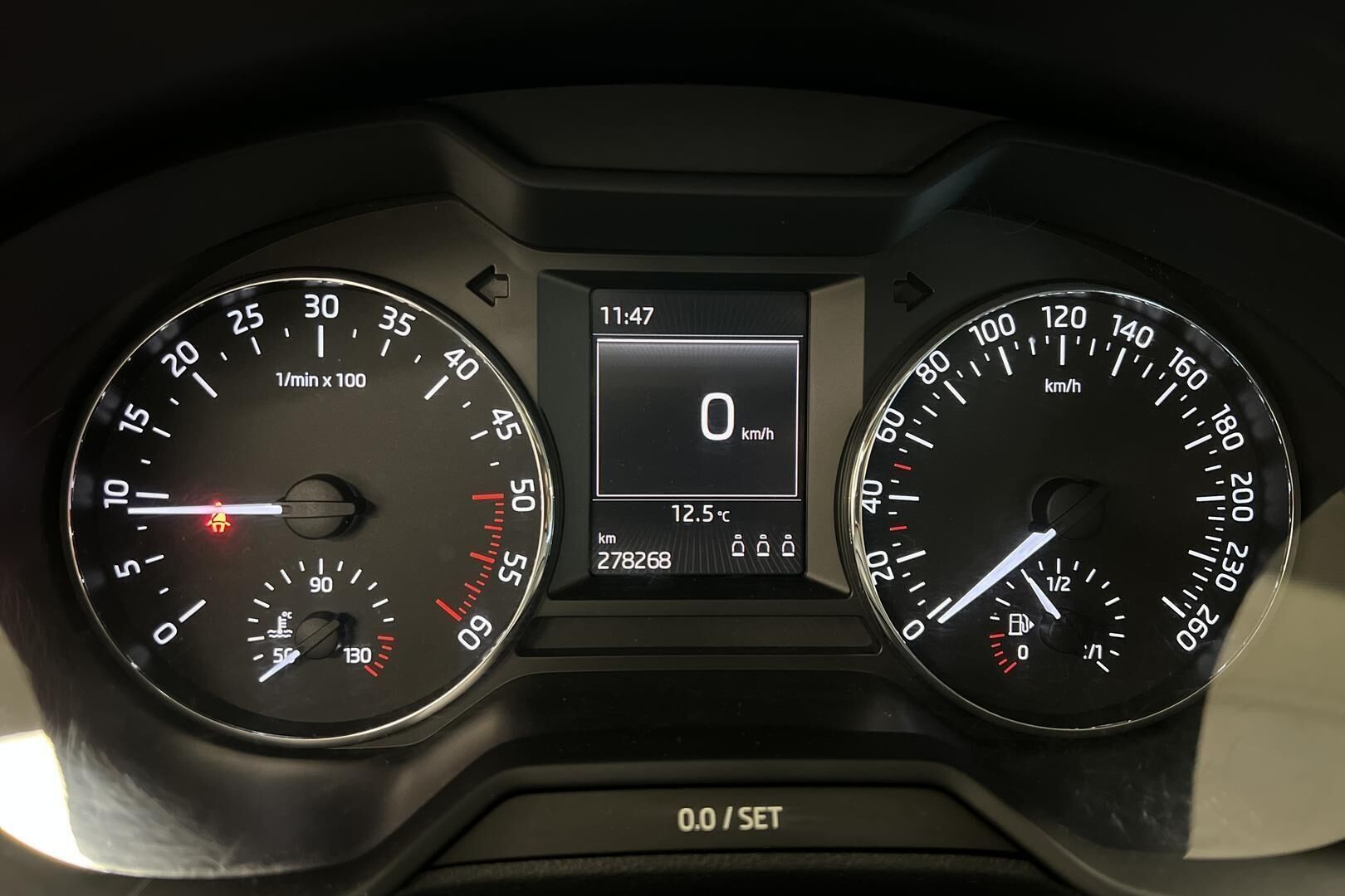 Skoda Octavia iso kuva 13