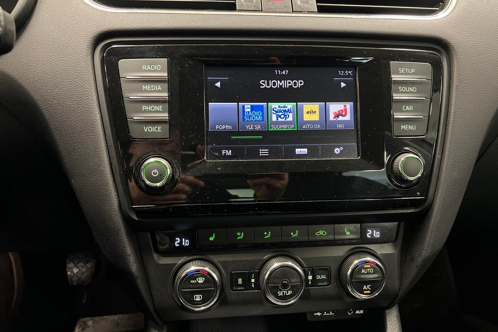 Skoda Octavia iso kuva 14