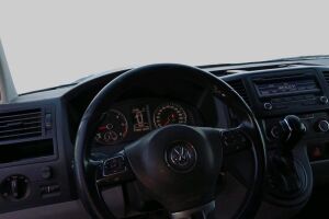 Volkswagen Transporter esikatselu 2