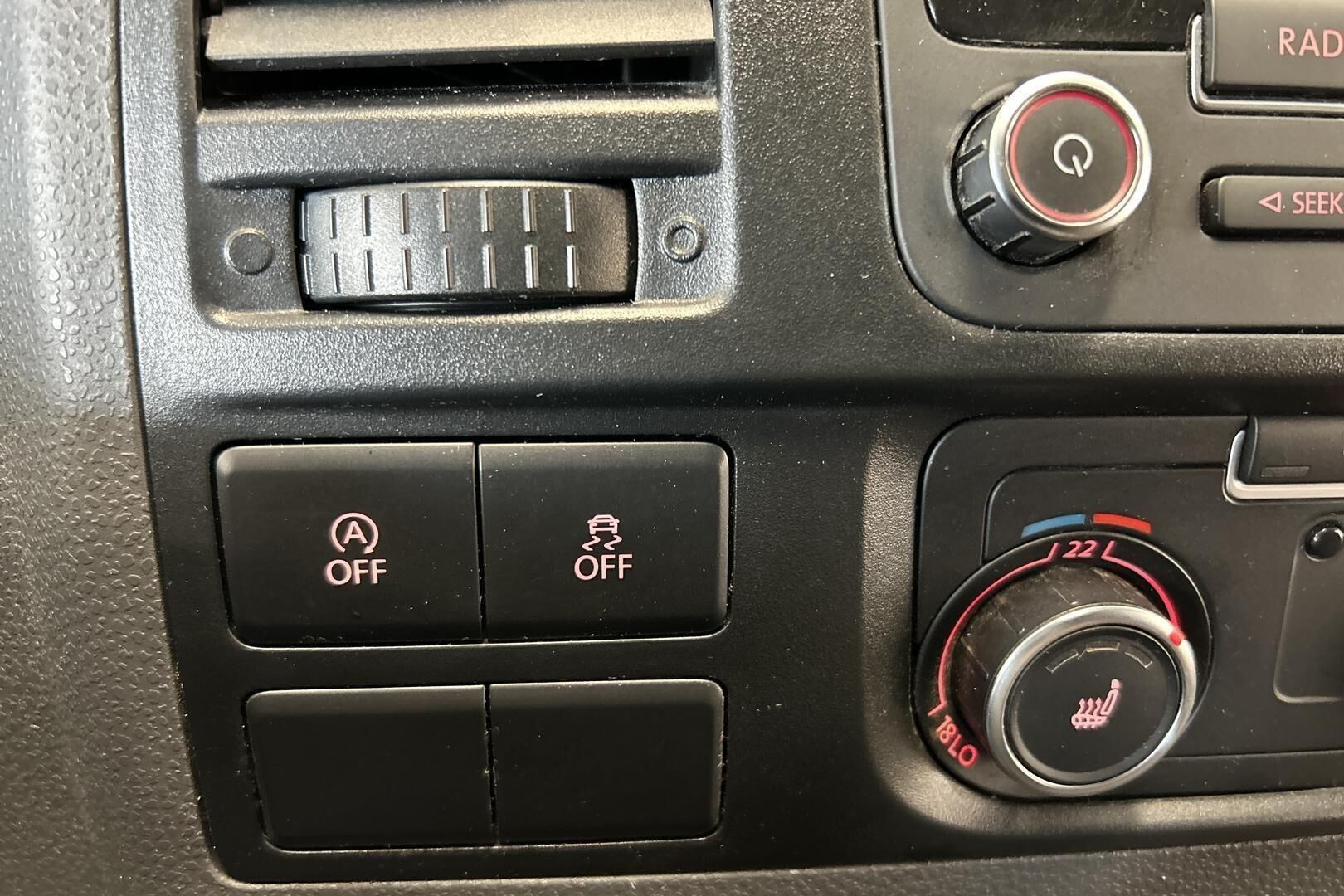 Volkswagen Transporter iso kuva 19