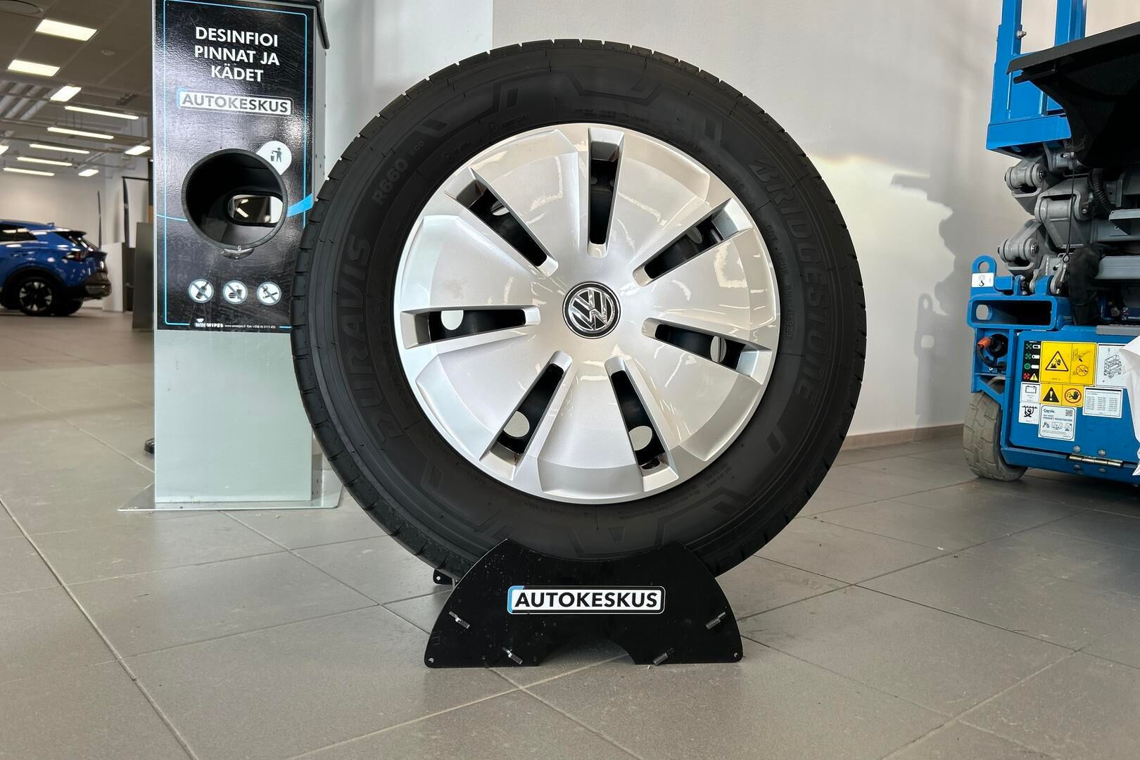 Volkswagen Transporter iso kuva 29