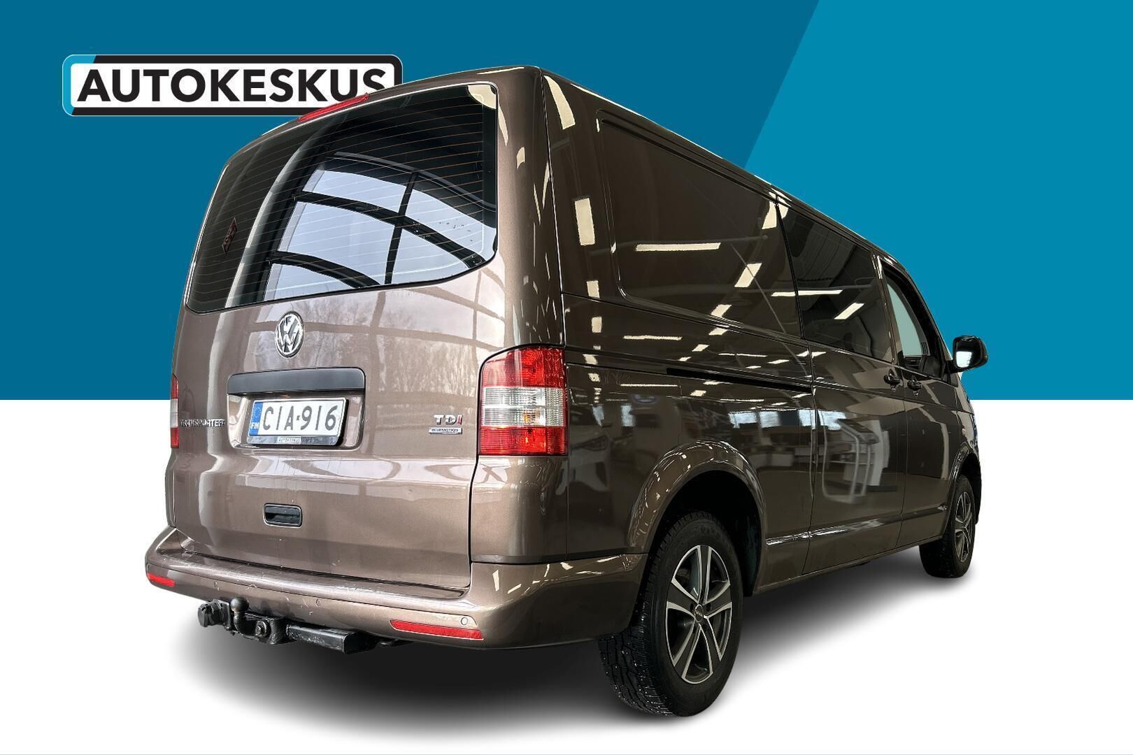 Volkswagen Transporter iso kuva 5