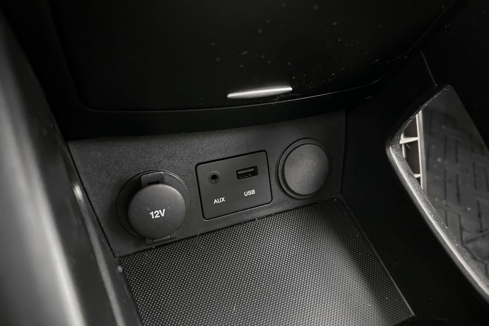 Kia cee'd iso kuva 22