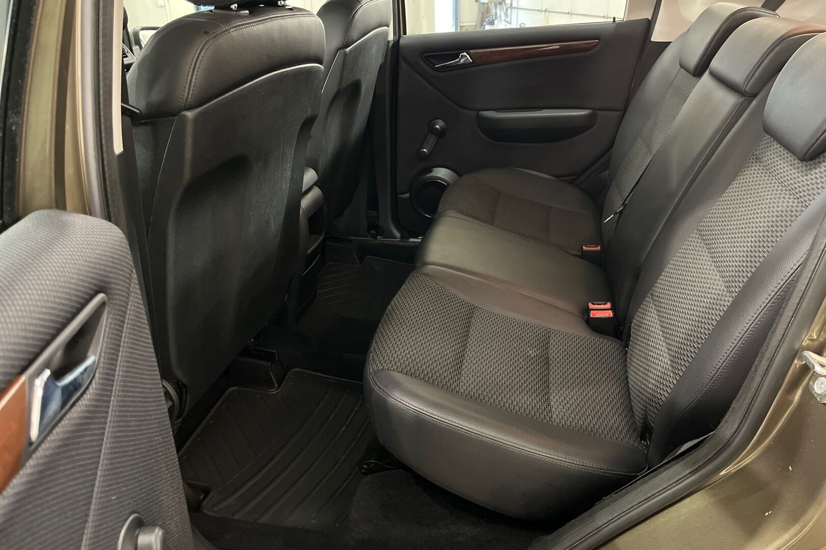 Mercedes-Benz A iso kuva 9