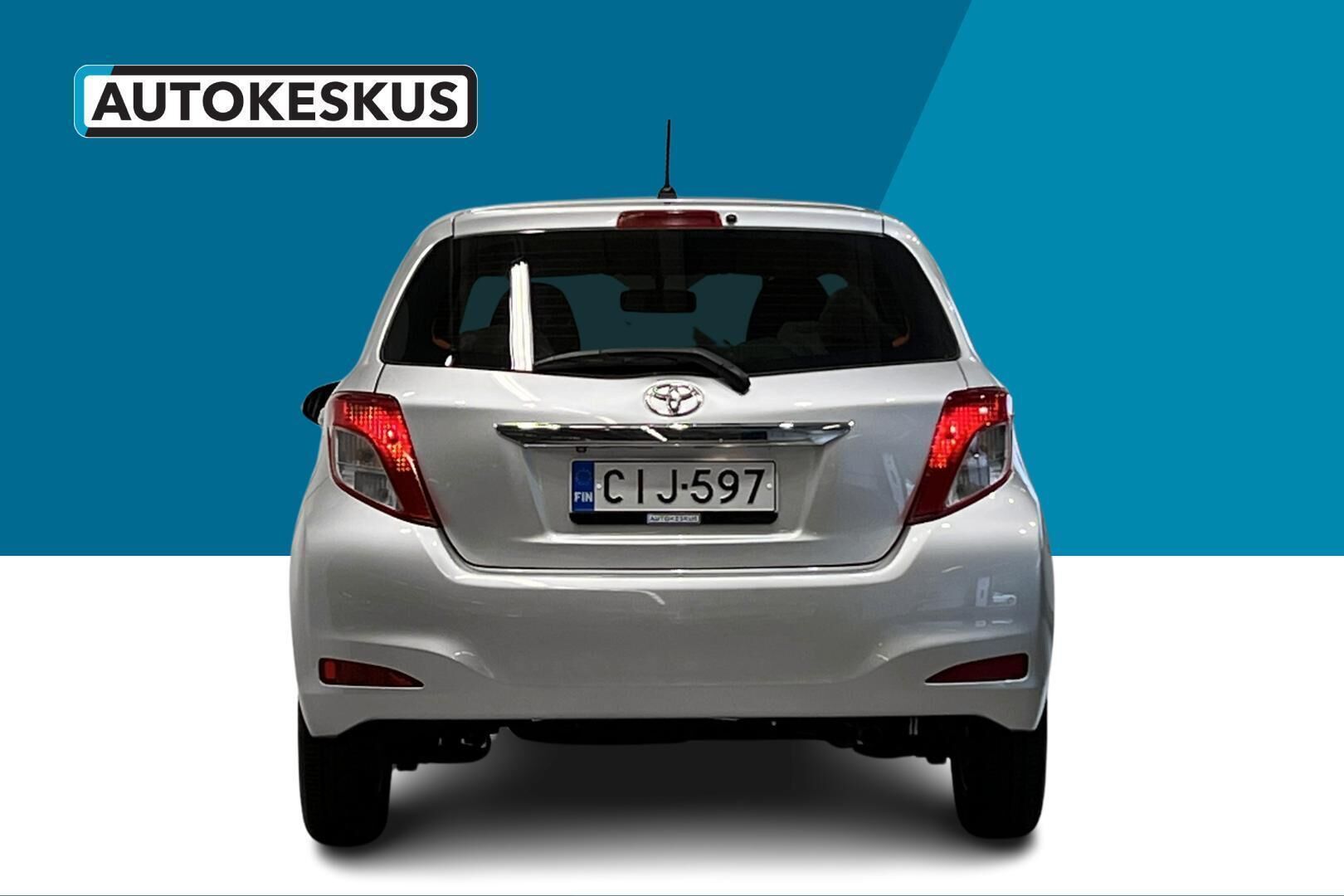 Toyota Yaris iso kuva 6