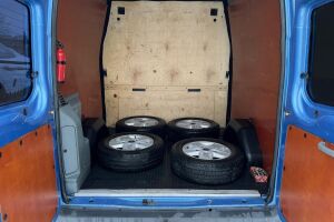 Ford Transit esikatselu 13