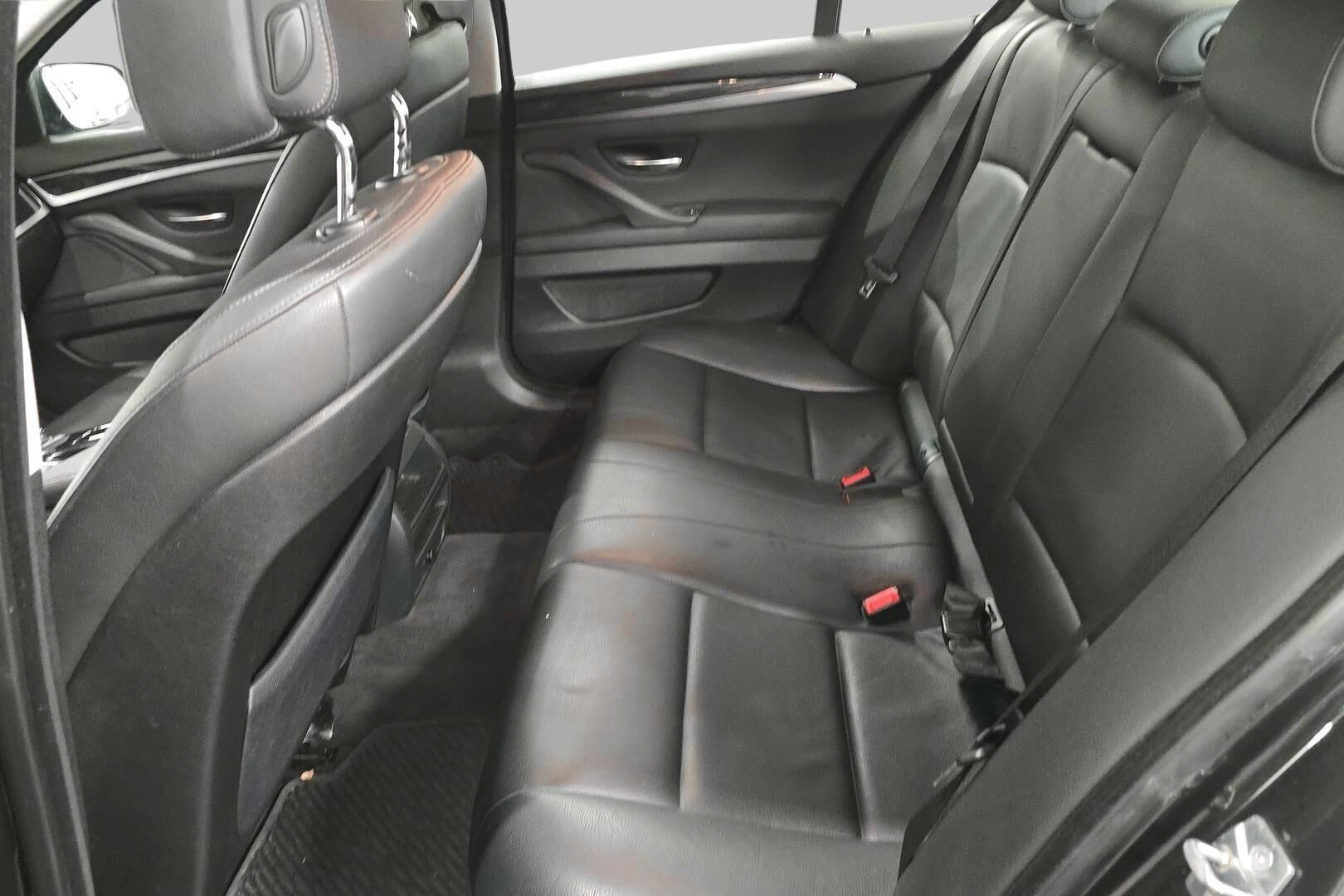 BMW 5-sarja iso kuva 10