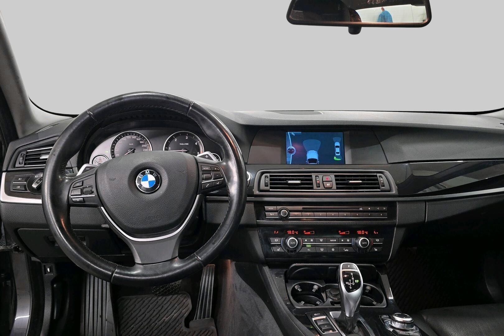 BMW 5-sarja iso kuva 11