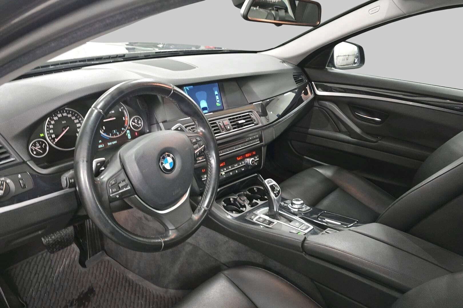 BMW 5-sarja iso kuva 9