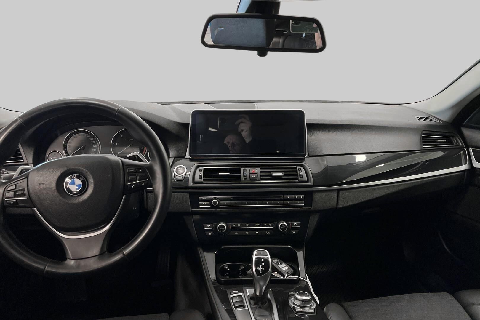 BMW 5-sarja iso kuva 11