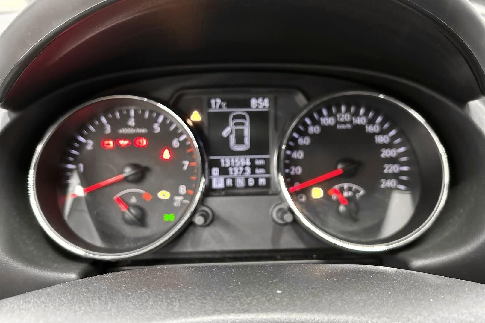 Nissan Qashqai iso kuva 16