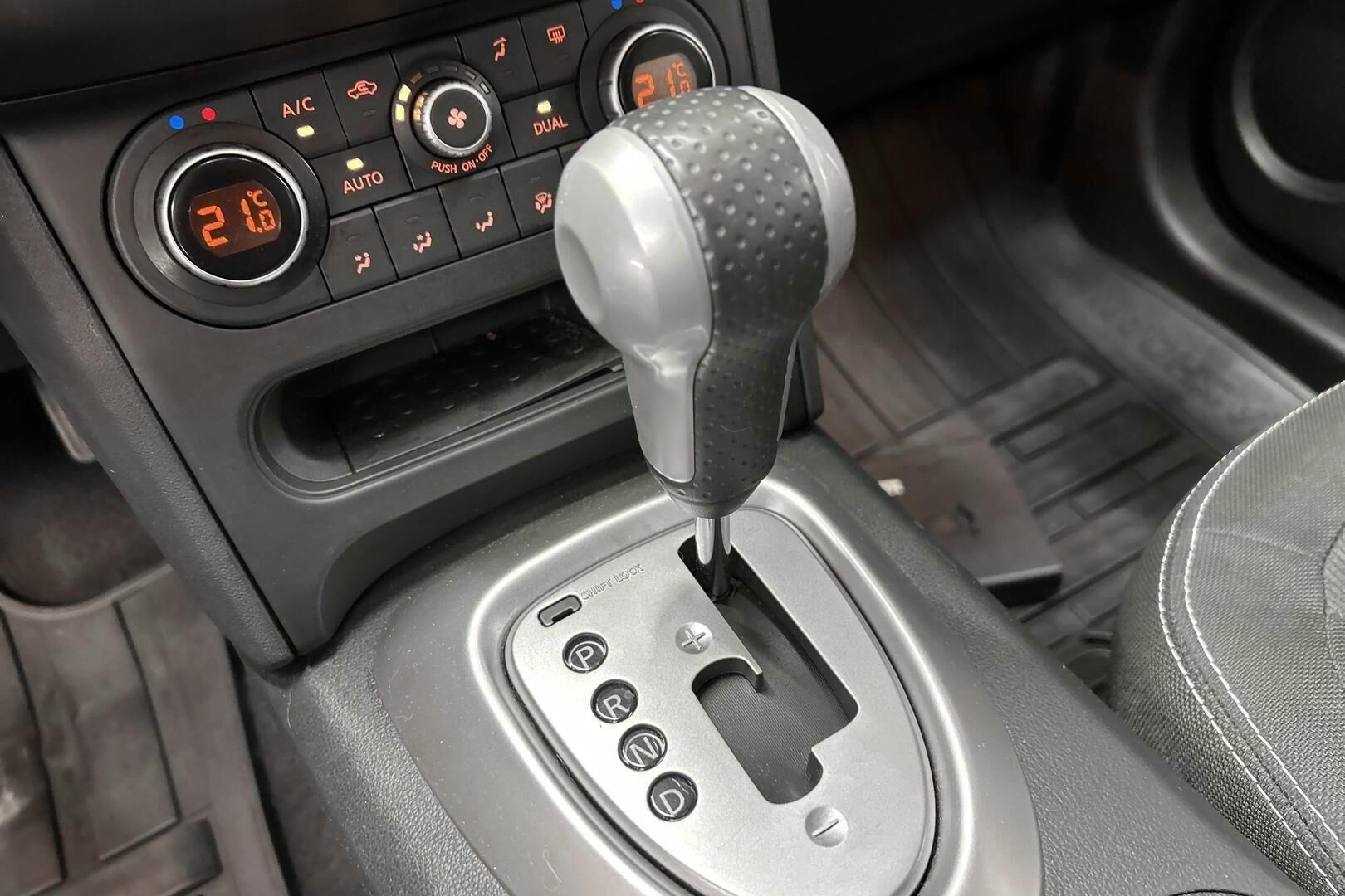 Nissan Qashqai iso kuva 19