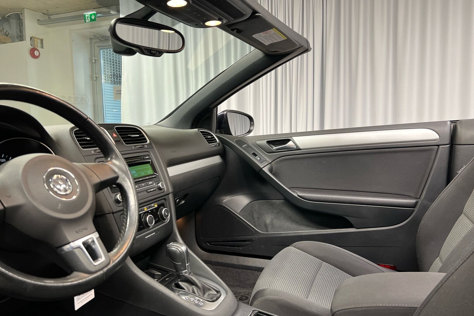 Volkswagen Golf iso kuva 7