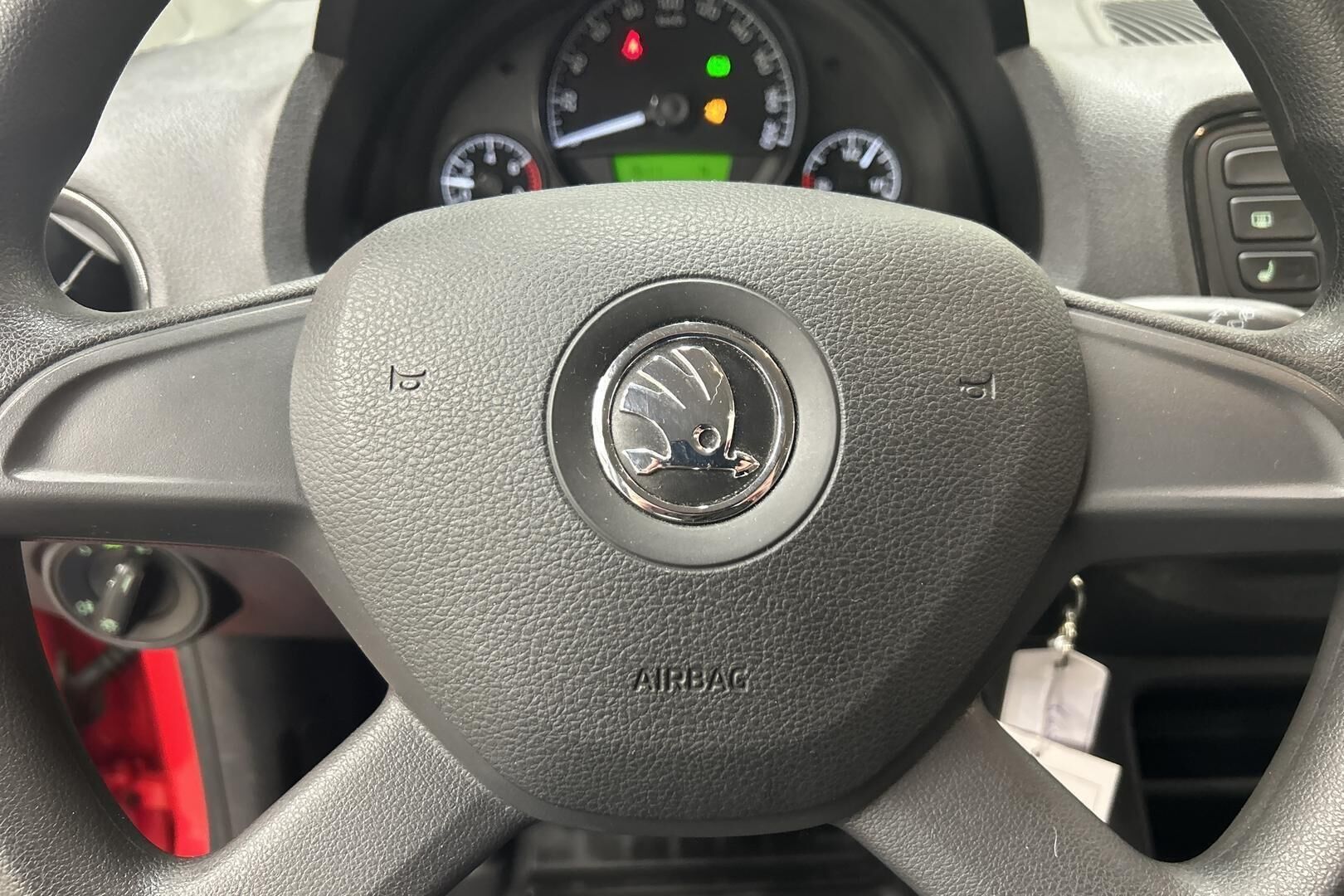 Skoda Citigo iso kuva 15