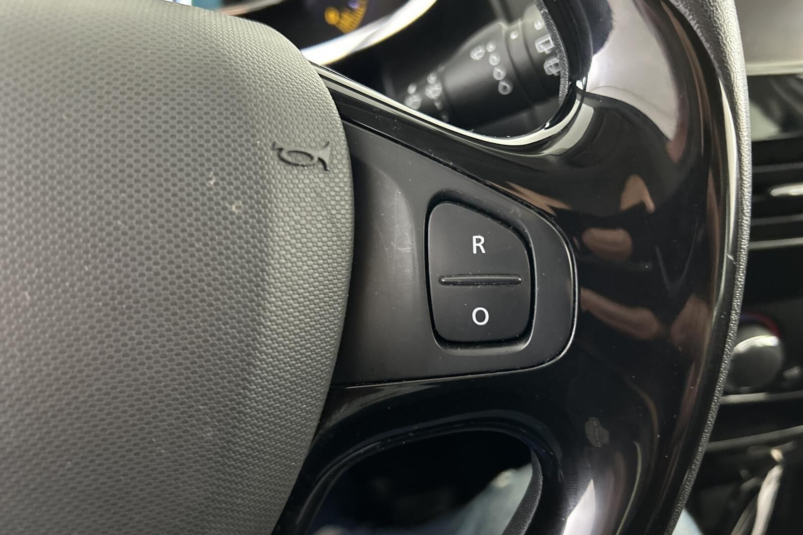 Renault Clio iso kuva 14