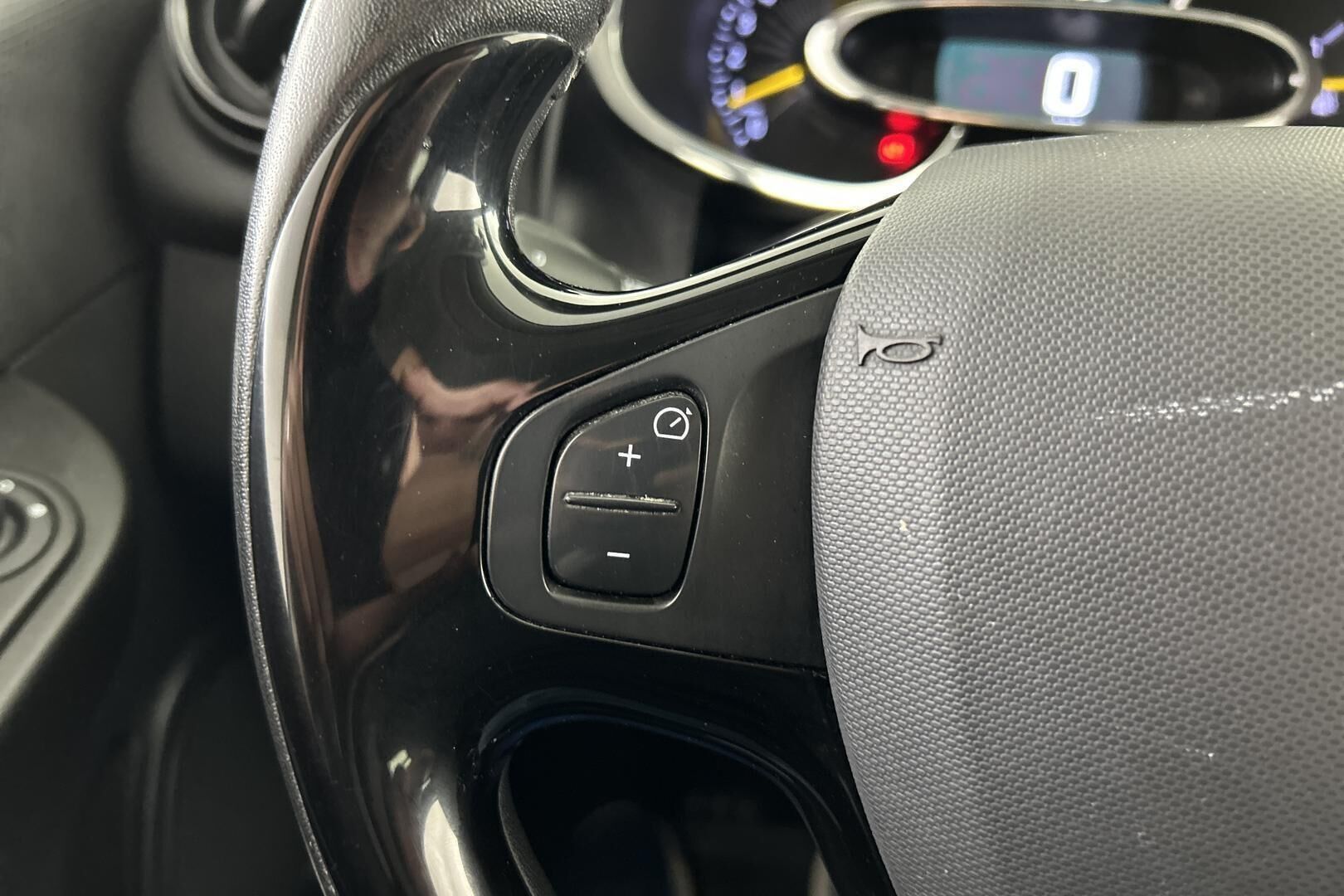 Renault Clio iso kuva 25