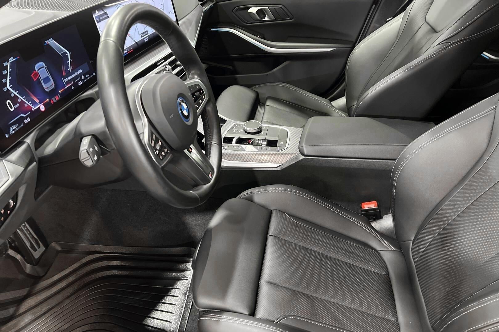 BMW 3-sarja iso kuva 5