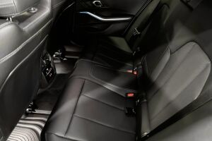 BMW 3-sarja esikatselu 17