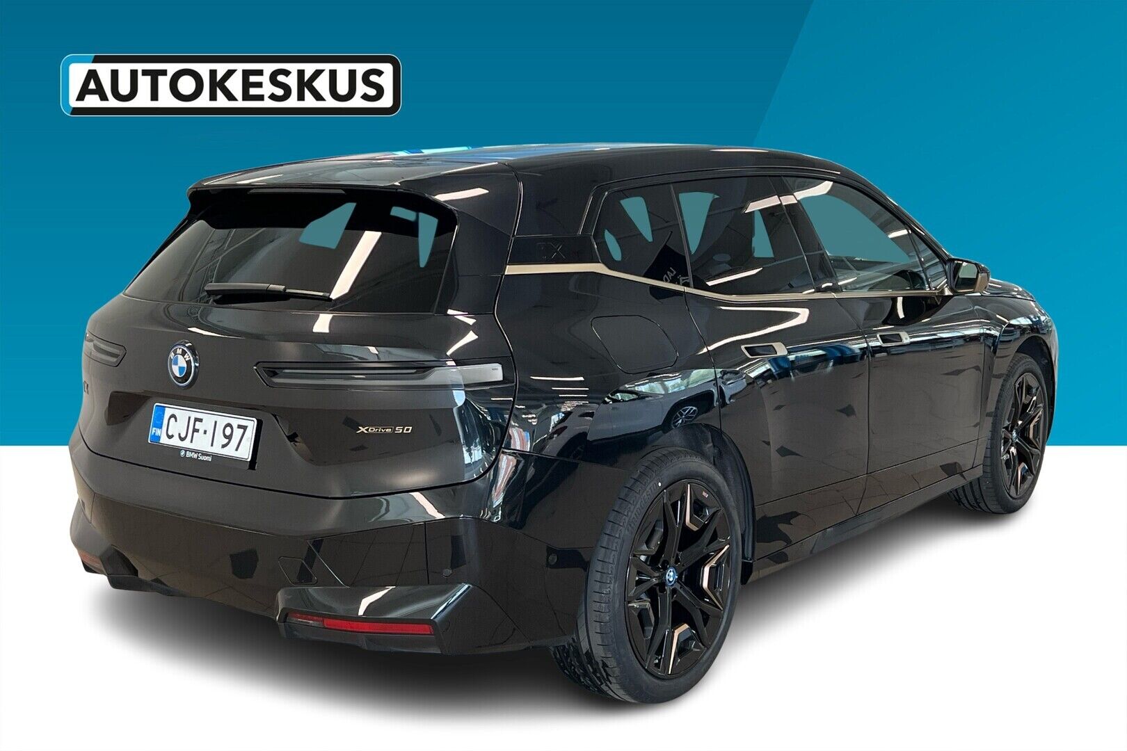 BMW iX iso kuva 1