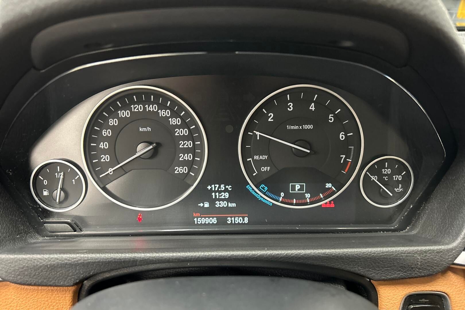 BMW 3-SARJA iso kuva 2