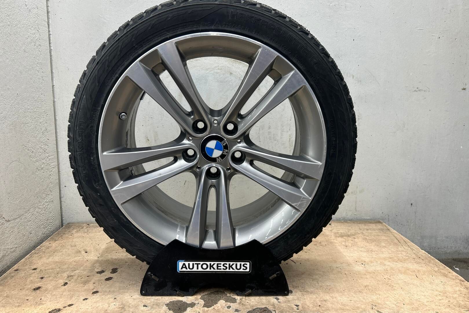 BMW 3-SARJA iso kuva 24