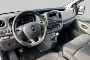 Renault Trafic esikatselu 11