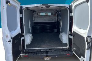 Renault Trafic esikatselu 12