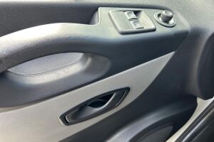 Renault Trafic esikatselu 23