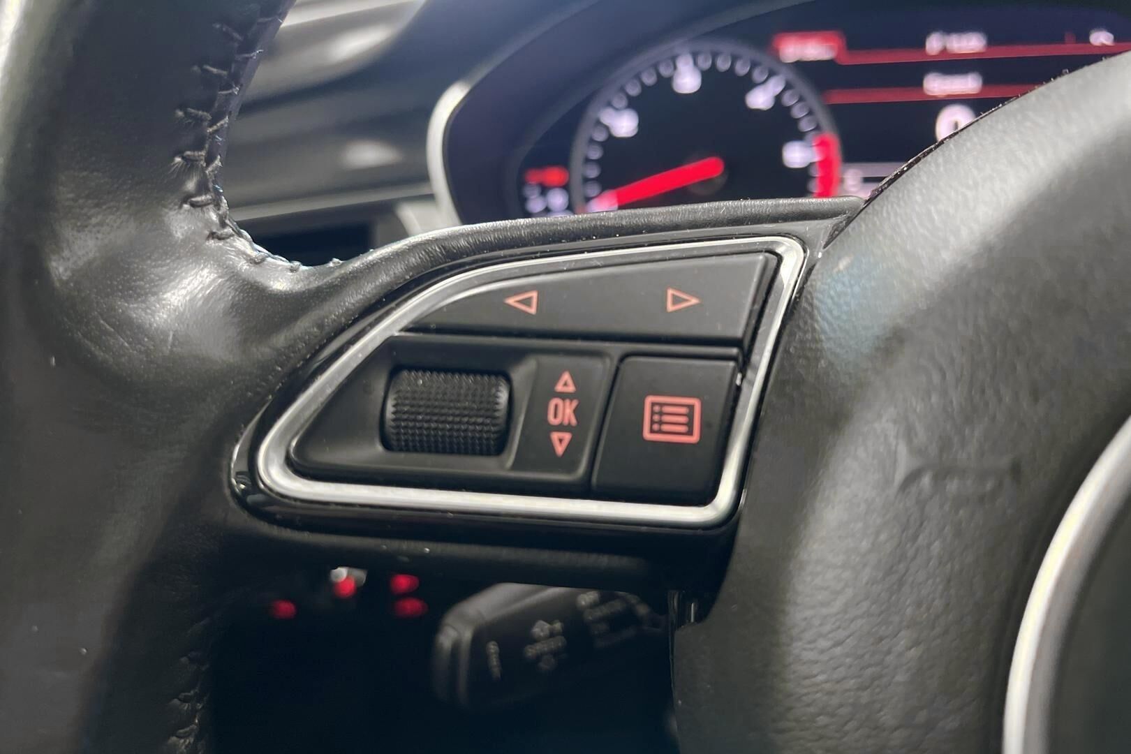 Audi A6 iso kuva 13