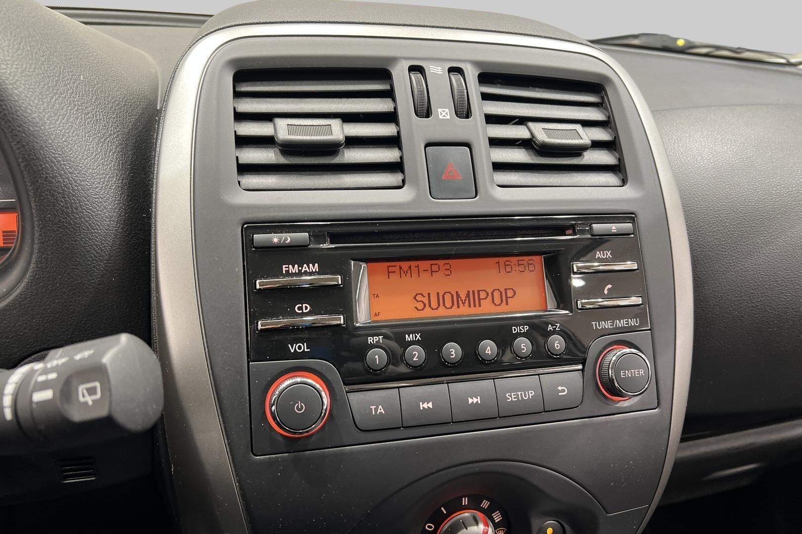 Nissan Micra iso kuva 14