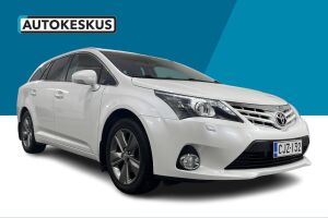 Toyota Avensis esikatselu 3