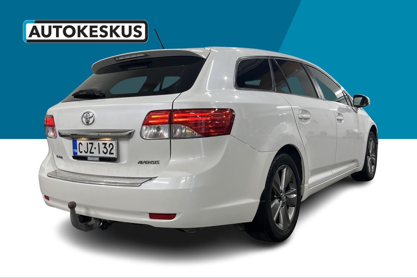 Toyota Avensis iso kuva 5