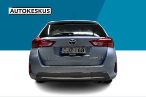 Toyota Auris esikatselu 5