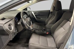 Toyota Auris esikatselu 8