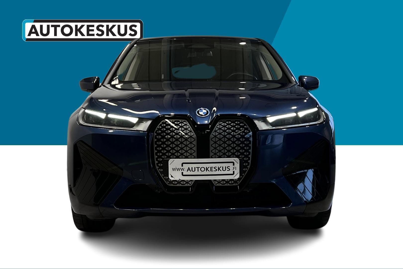 BMW IX iso kuva 2